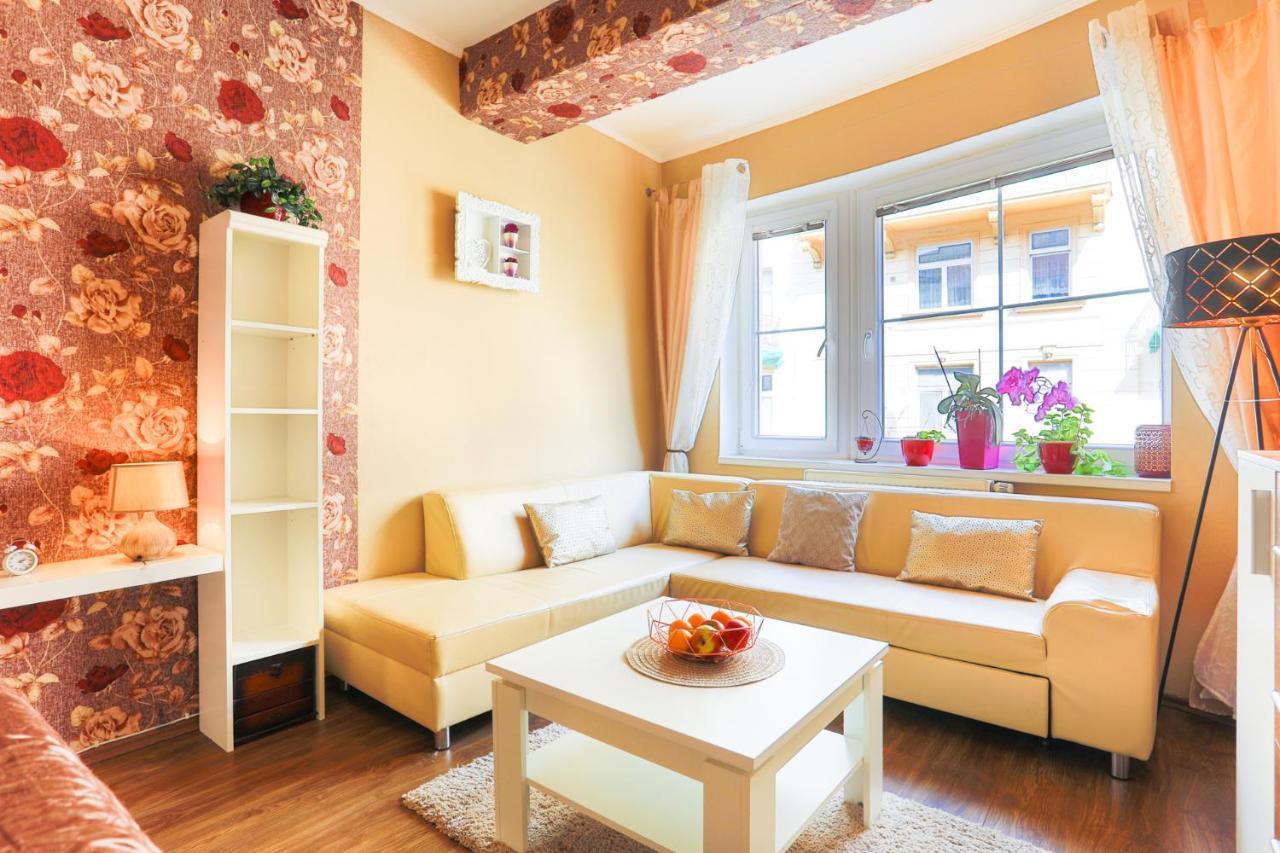 Apartment Carla カルロヴィ・ヴァリ エクステリア 写真